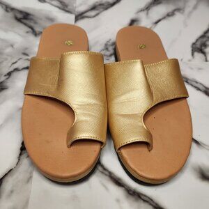 KESCHSER WOMENS GOLDEN TAN  PLATFORM SANDALS SIZE 36